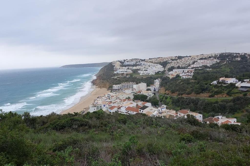 Bica Da Salema Beach House Bagian luar foto